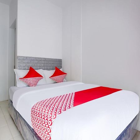 Oyo 3279 Joy Residence Samarinda Extérieur photo
