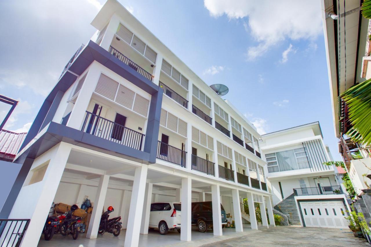 Oyo 3279 Joy Residence Samarinda Extérieur photo